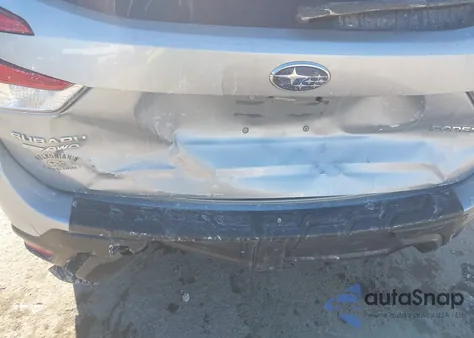 2021 Subaru Forester Premium z USA, uszkodzony, nr VIN JF2SKAFC6MH413124